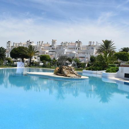 Ferienwohnung Atlanterra Pueblo Donkey - Piscina, Parking Zahara de los Atunes Exterior foto