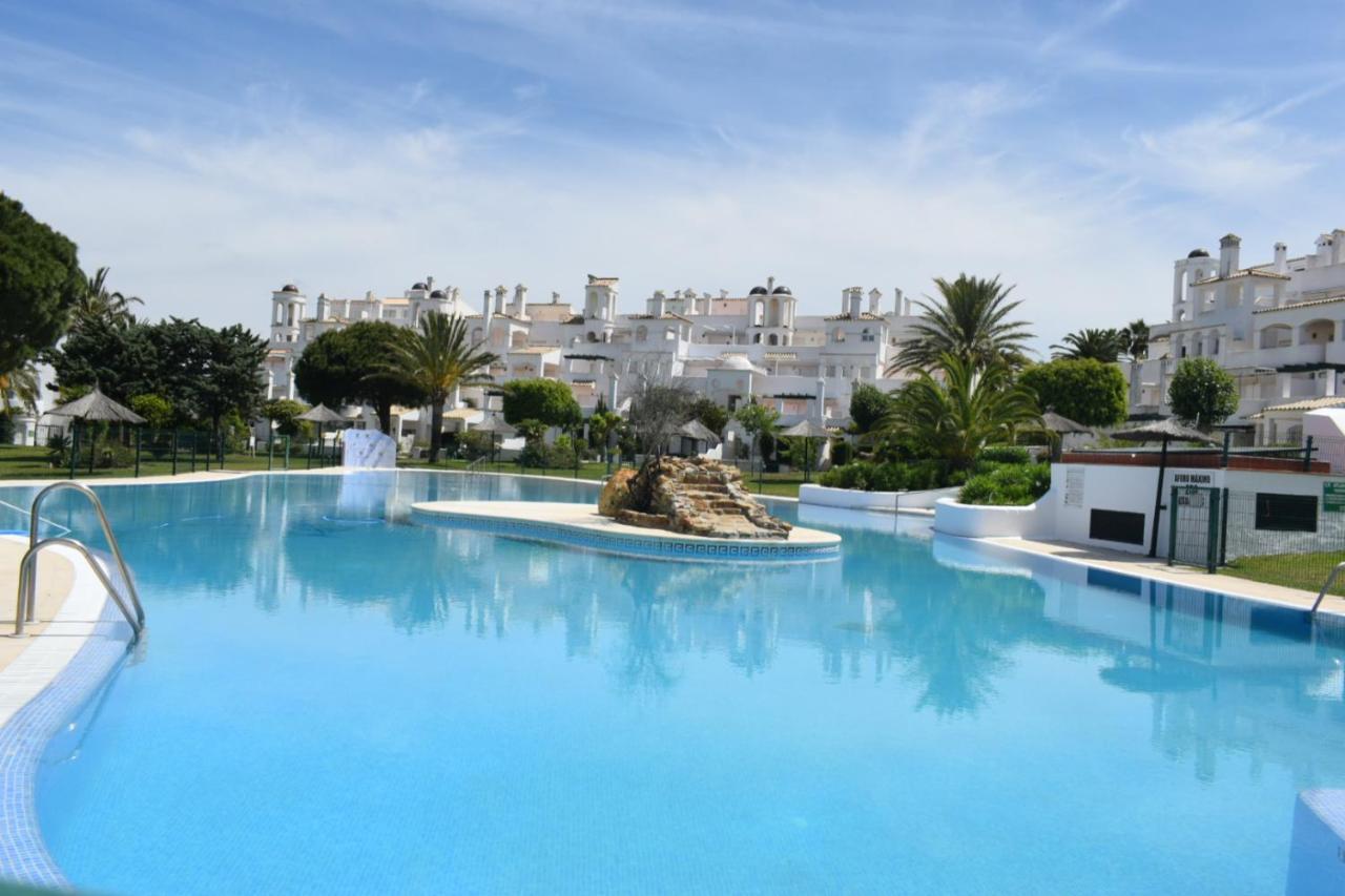 Ferienwohnung Atlanterra Pueblo Donkey - Piscina, Parking Zahara de los Atunes Exterior foto